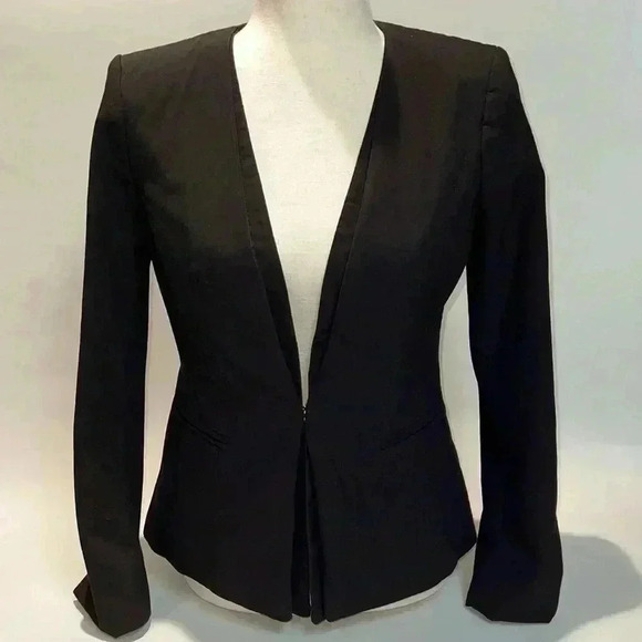 Ann Taylor Jackets & Blazers - Ann Taylor Blazer Size 0